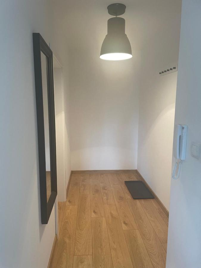 Apartament Kuba Na Spokojnej วีสวา ภายนอก รูปภาพ
