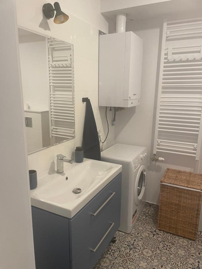 Apartament Kuba Na Spokojnej วีสวา ภายนอก รูปภาพ