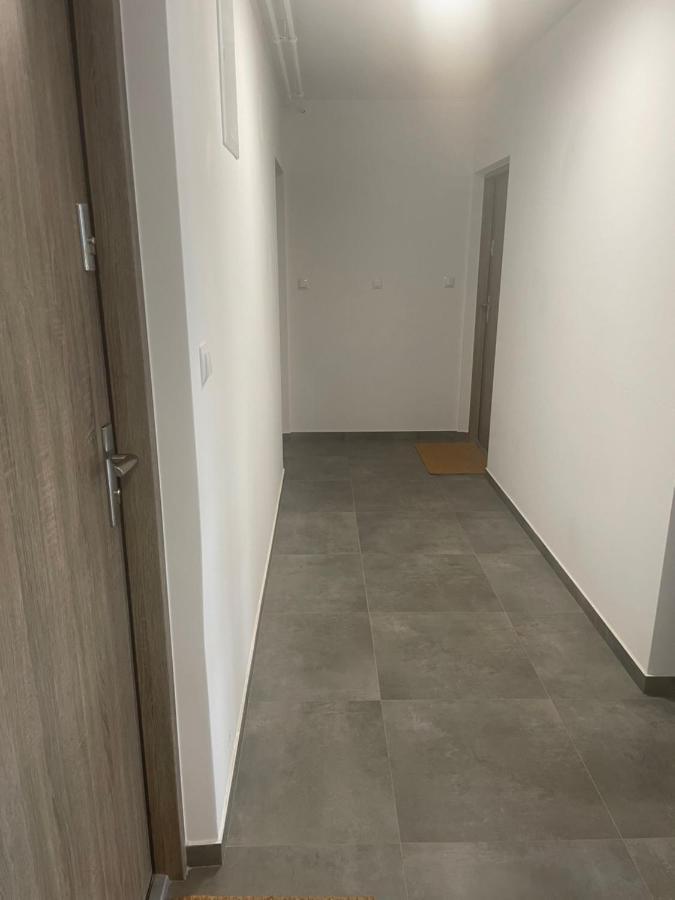 Apartament Kuba Na Spokojnej วีสวา ภายนอก รูปภาพ